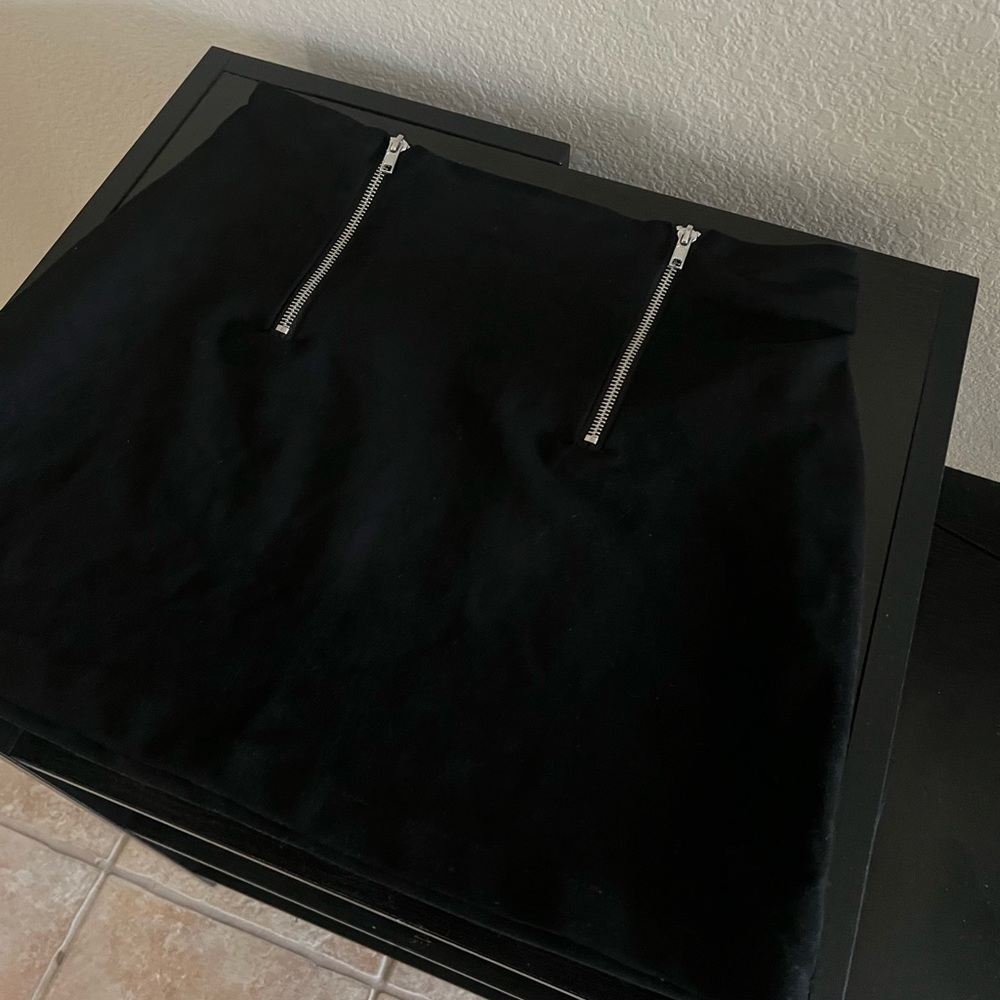 Little black skirt - stretchy & soft material.
